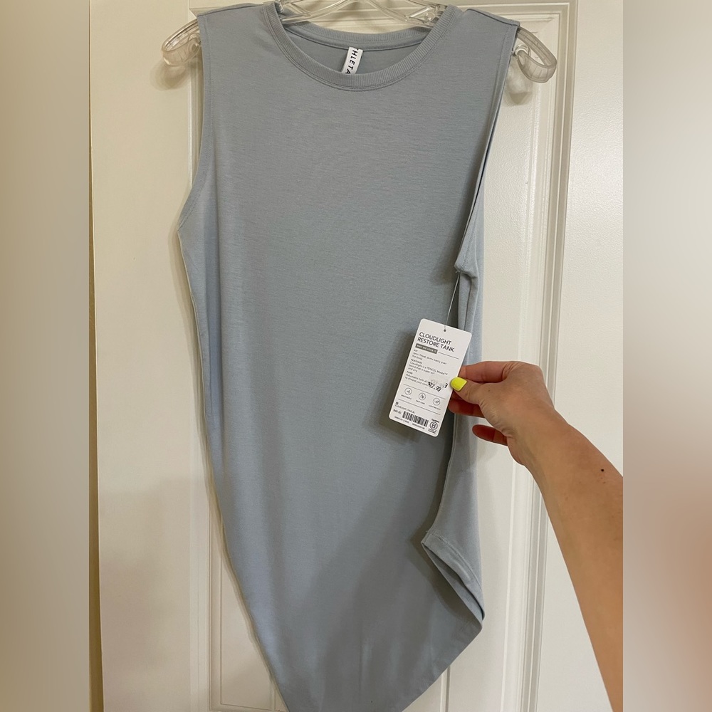 Athleta top